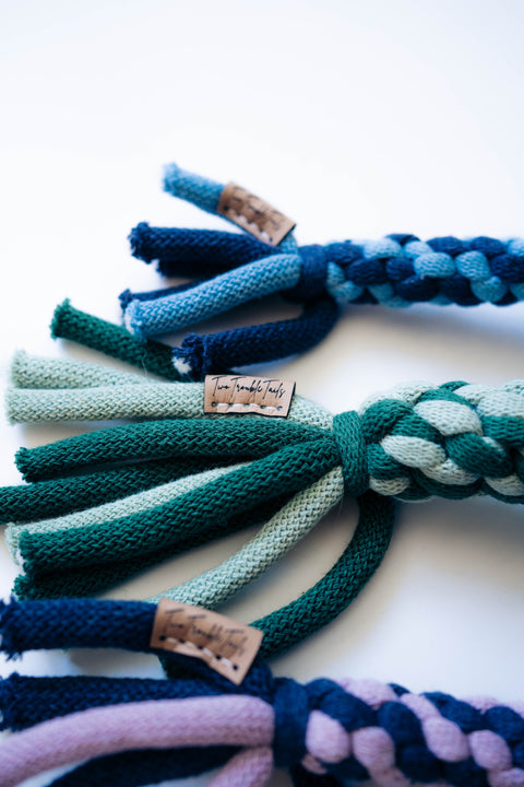 Triangle Flyer – Durable 3-Way Throw & Tug Dog Toy